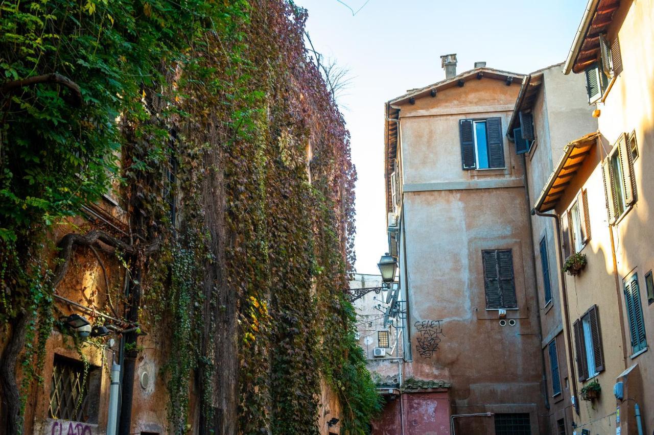 Justacasa Scala Trastevere * Roma
