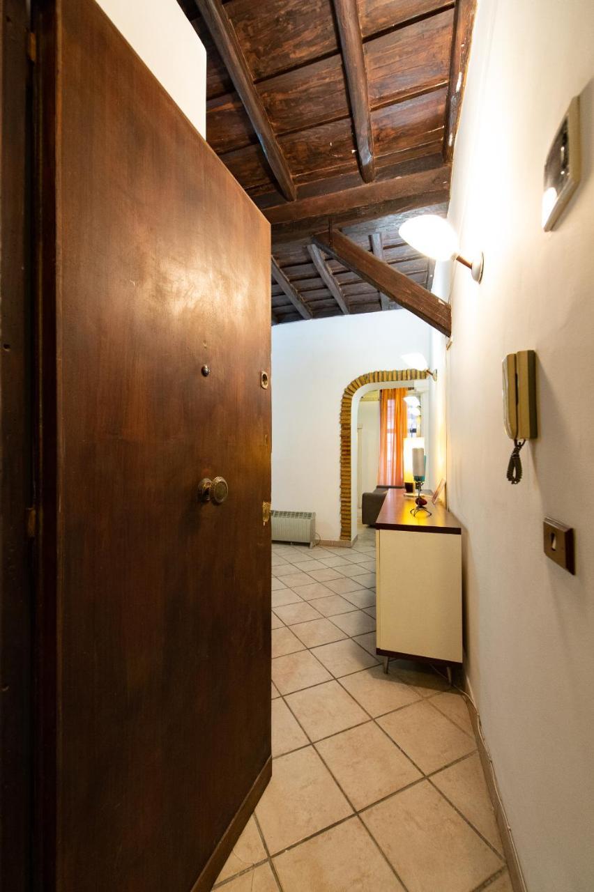 Justacasa Scala Trastevere * Roma