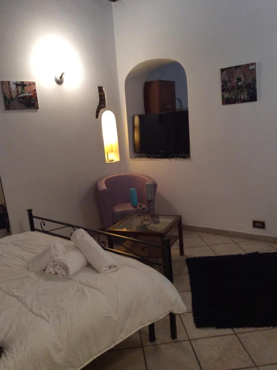 Justacasa Scala Trastevere Roma
